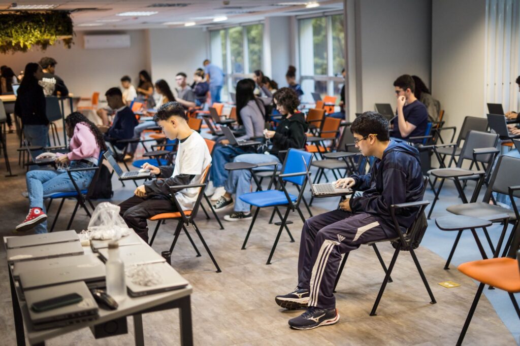 educacao alunos cadeira